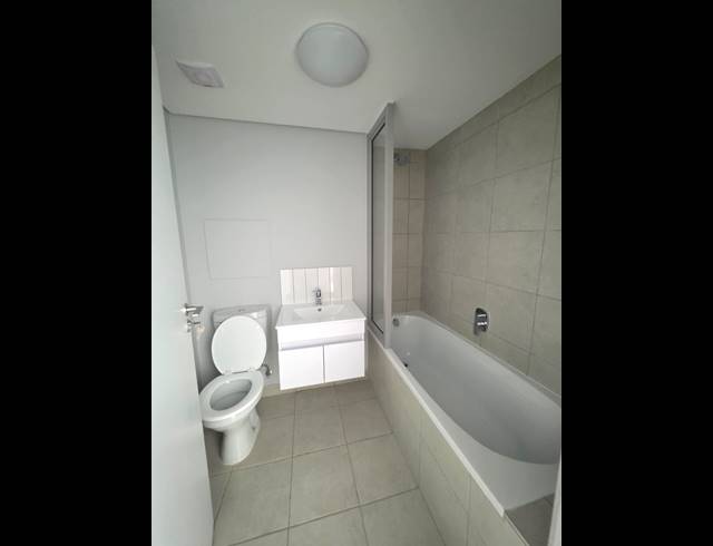2 BEDROOM APARTMENT TO LET IN EMBERTON ESTATE